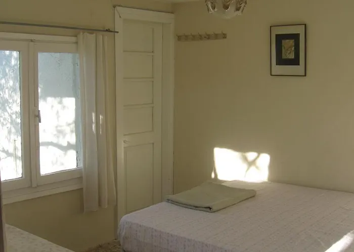 Dostlar בית אירוח *